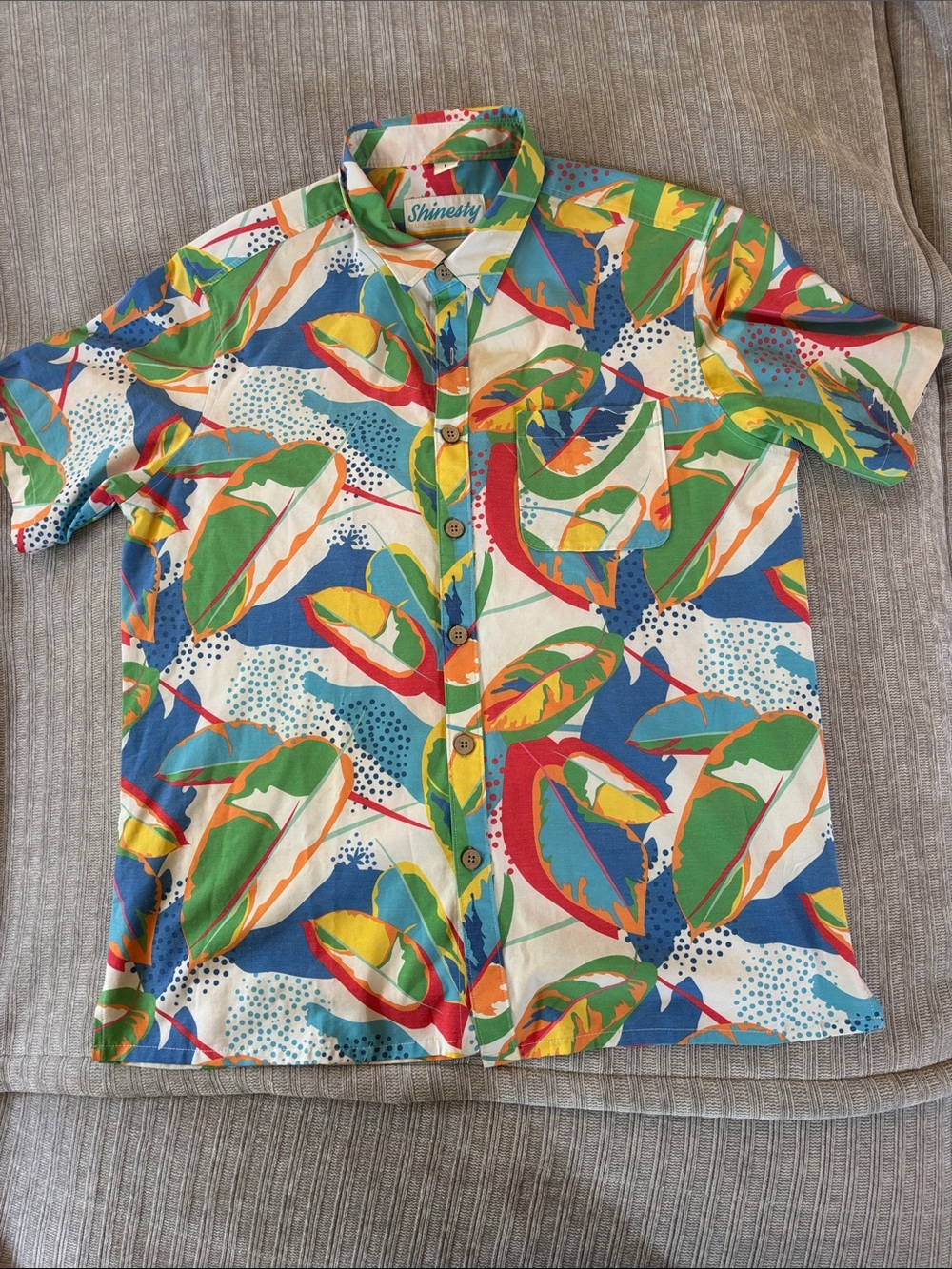 Shinesty Fun button-up collared shirt!